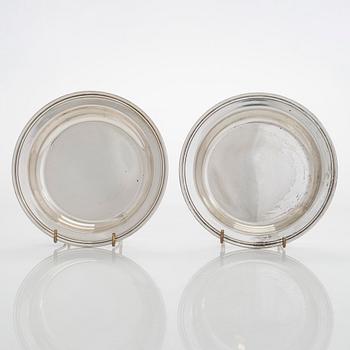 Coasters för flaskor, ett par, sterlingsilver, stämplade FB, Danmark.