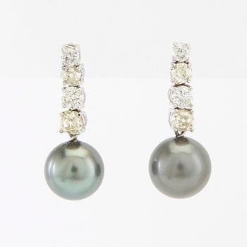 Earrings, a pair of 18K white gold with diamonds and cultured pearls.